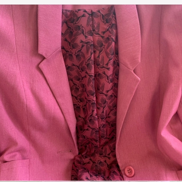 H&M crop pink blazer 🌸 - Picture 2 of 3